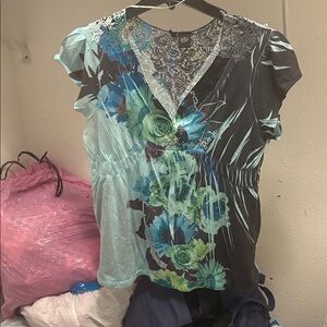 NDI Blue and Green Floral Lace Blouse